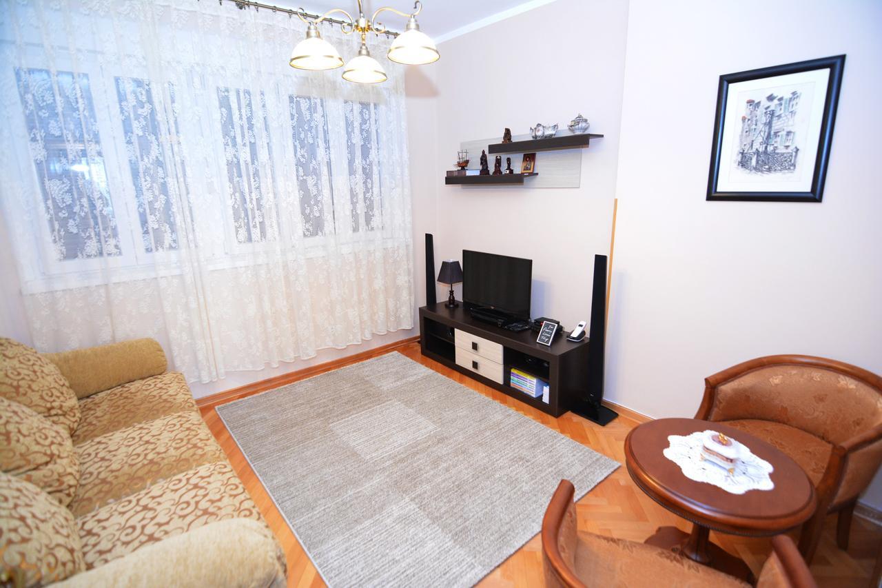 Apartment Todor Kotor Luaran gambar